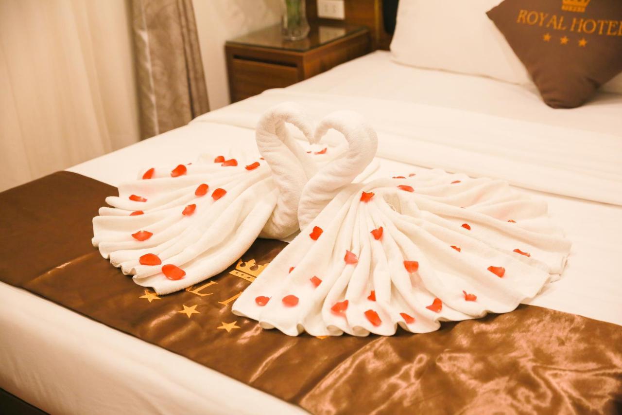 Royal Hotel Ханой Екстериор снимка