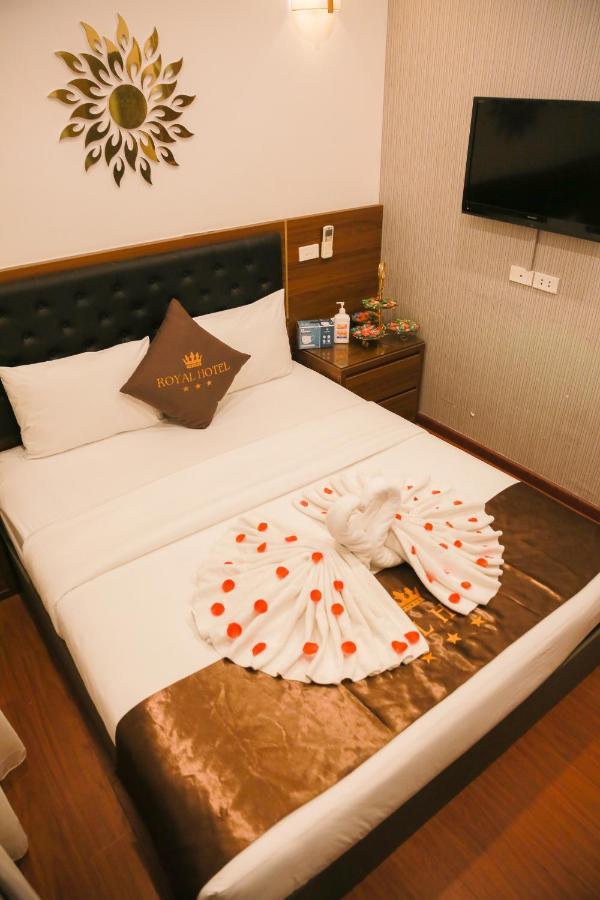 Royal Hotel Ханой Екстериор снимка