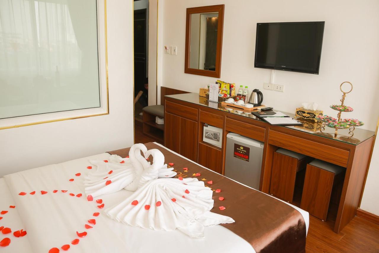 Royal Hotel Ханой Екстериор снимка