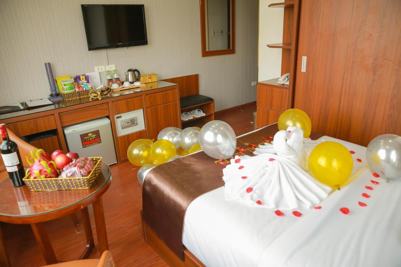 Royal Hotel Ханой Екстериор снимка