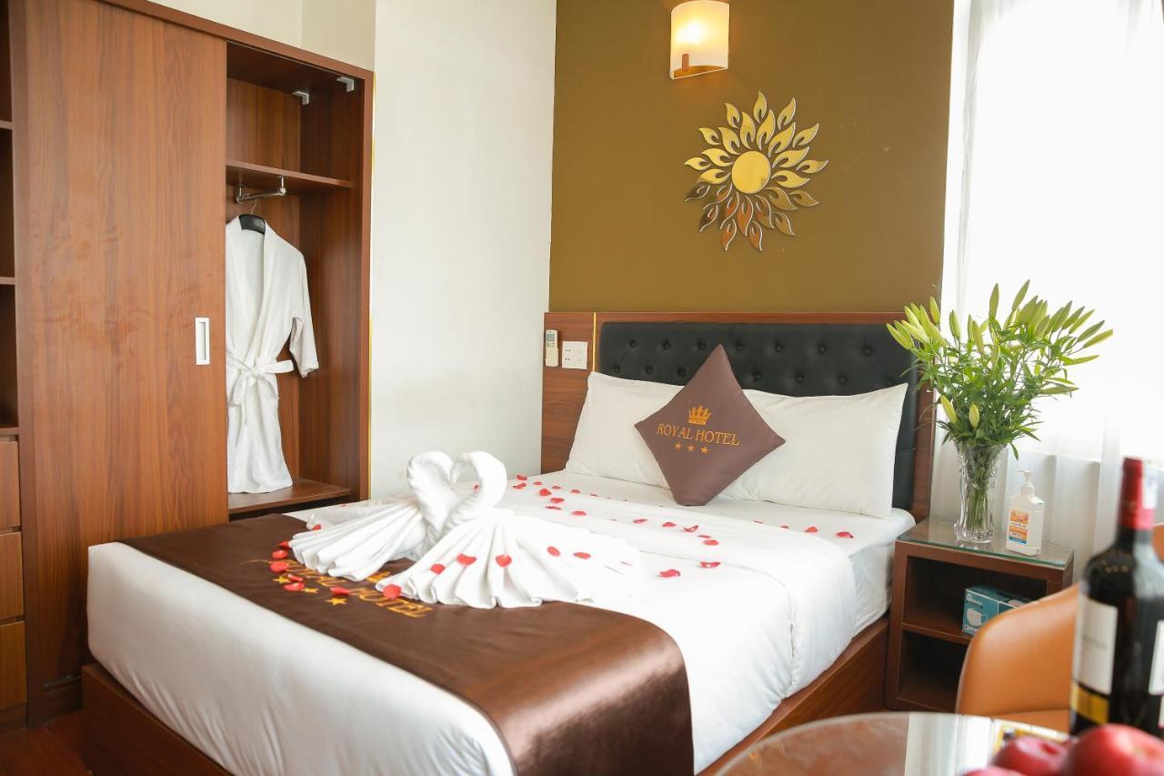 Royal Hotel Ханой Екстериор снимка
